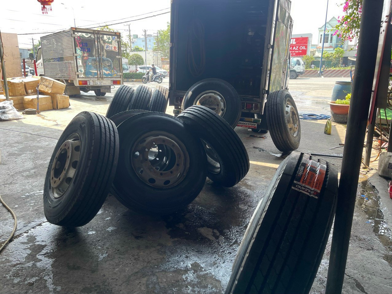 THỜI ĐIỂM THAY LỐP XE Ô TÔ CHUẨN XÁC